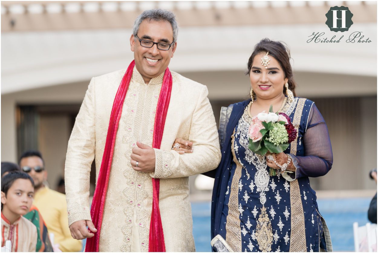 Birdal Portraits,Engagement Photos,Hitched Photo,Indian Wedding Huntington Beach,Los Angeles,Maharani Brides,South Asian Bride,Waterfront Hilton Huntington Beach Wedding,Wedding Photography,